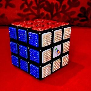 Sparkly Rubiks Cube
